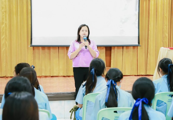 ภาพกิจกรรม   คณะวิทยาศาสตร์และเทคโนโลยี จัดค่ายวิทยาศาสตร์สัญจร ปีการศึกษา 2566  โรงเรียนคลองลานวิทยา