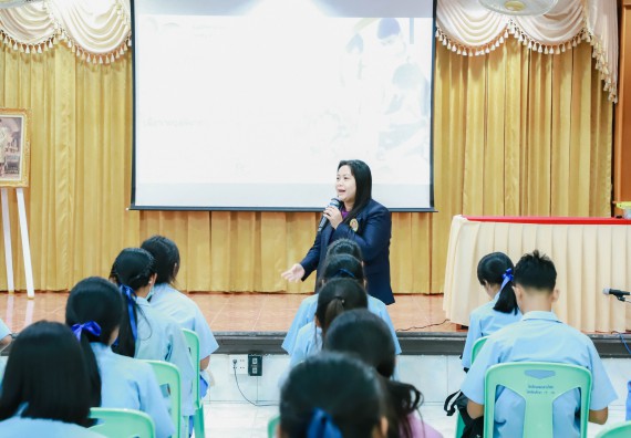 ภาพกิจกรรม   คณะวิทยาศาสตร์และเทคโนโลยี จัดค่ายวิทยาศาสตร์สัญจร ปีการศึกษา 2566  โรงเรียนคลองลานวิทยา