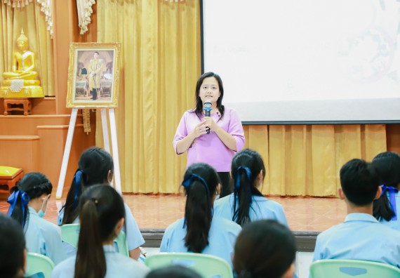 ภาพกิจกรรม   คณะวิทยาศาสตร์และเทคโนโลยี จัดค่ายวิทยาศาสตร์สัญจร ปีการศึกษา 2566  โรงเรียนคลองลานวิทยา
