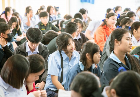 ภาพกิจกรรม  คณะวิทยาศาสตร์และเทคโนโลยี จัดกิจกรรมแนะแนวการศึกษา เพื่อประชาสัมพันธ์หลักสูตรภายในคณะวิทยาศาสตร์และเทคโนโลยี