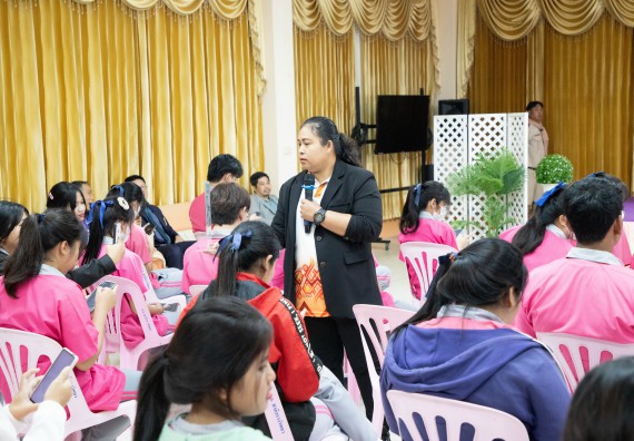 ภาพกิจกรรม  คณะวิทยาศาสตร์และเทคโนโลยี จัดค่ายวิทยาศาสตร์สัญจร ปีการศึกษา 2566  โรงเรียนชากังราววิทยา (อินทร์-ชุ่ม ดีสารอุปถัมภ์) 