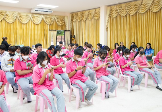 ภาพกิจกรรม  คณะวิทยาศาสตร์และเทคโนโลยี จัดค่ายวิทยาศาสตร์สัญจร ปีการศึกษา 2566  โรงเรียนชากังราววิทยา (อินทร์-ชุ่ม ดีสารอุปถัมภ์) 