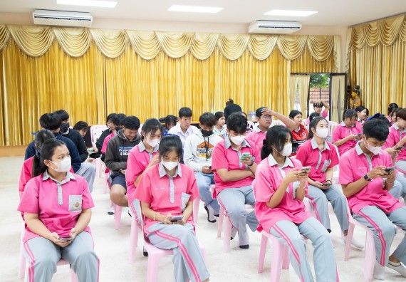 ภาพกิจกรรม  คณะวิทยาศาสตร์และเทคโนโลยี จัดค่ายวิทยาศาสตร์สัญจร ปีการศึกษา 2566  โรงเรียนชากังราววิทยา (อินทร์-ชุ่ม ดีสารอุปถัมภ์) 