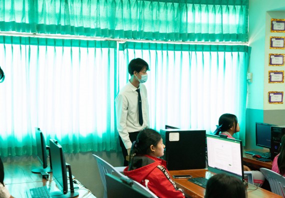 ภาพกิจกรรม  คณะวิทยาศาสตร์และเทคโนโลยี จัดค่ายวิทยาศาสตร์สัญจร ปีการศึกษา 2566  โรงเรียนชากังราววิทยา (อินทร์-ชุ่ม ดีสารอุปถัมภ์) 