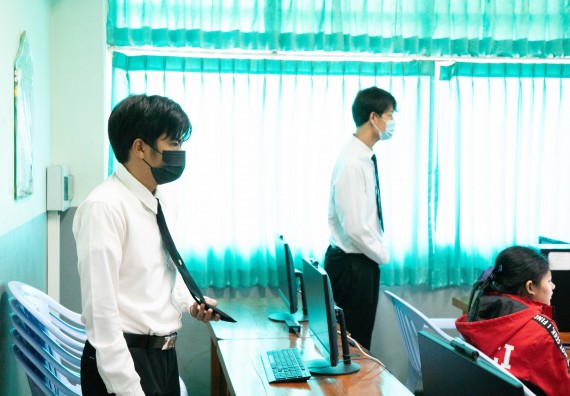 ภาพกิจกรรม  คณะวิทยาศาสตร์และเทคโนโลยี จัดค่ายวิทยาศาสตร์สัญจร ปีการศึกษา 2566  โรงเรียนชากังราววิทยา (อินทร์-ชุ่ม ดีสารอุปถัมภ์) 