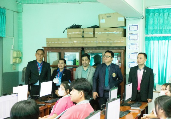 ภาพกิจกรรม  คณะวิทยาศาสตร์และเทคโนโลยี จัดค่ายวิทยาศาสตร์สัญจร ปีการศึกษา 2566  โรงเรียนชากังราววิทยา (อินทร์-ชุ่ม ดีสารอุปถัมภ์) 