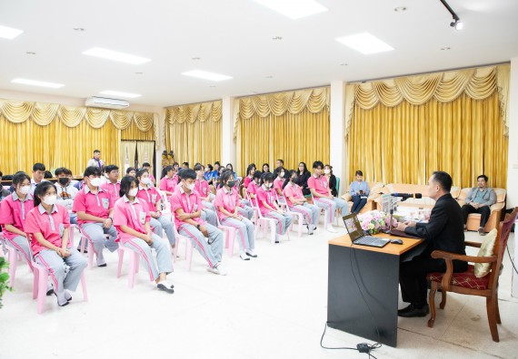 ภาพกิจกรรม  คณะวิทยาศาสตร์และเทคโนโลยี จัดค่ายวิทยาศาสตร์สัญจร ปีการศึกษา 2566  โรงเรียนชากังราววิทยา (อินทร์-ชุ่ม ดีสารอุปถัมภ์) 