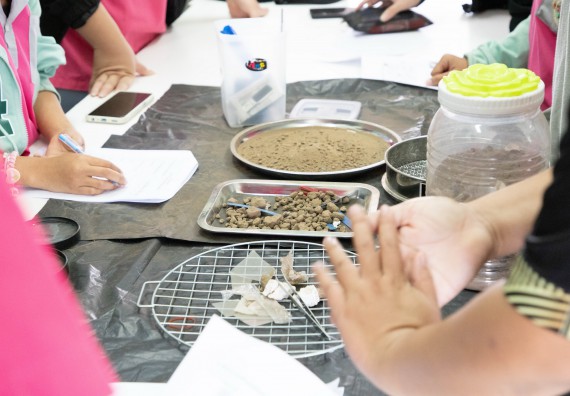 ภาพกิจกรรม  คณะวิทยาศาสตร์และเทคโนโลยี จัดค่ายวิทยาศาสตร์สัญจร ปีการศึกษา 2566  โรงเรียนชากังราววิทยา (อินทร์-ชุ่ม ดีสารอุปถัมภ์) 