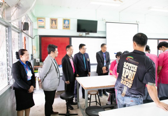 ภาพกิจกรรม  คณะวิทยาศาสตร์และเทคโนโลยี จัดค่ายวิทยาศาสตร์สัญจร ปีการศึกษา 2566  โรงเรียนชากังราววิทยา (อินทร์-ชุ่ม ดีสารอุปถัมภ์) 