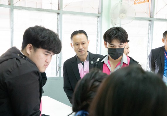 ภาพกิจกรรม  คณะวิทยาศาสตร์และเทคโนโลยี จัดค่ายวิทยาศาสตร์สัญจร ปีการศึกษา 2566  โรงเรียนชากังราววิทยา (อินทร์-ชุ่ม ดีสารอุปถัมภ์) 