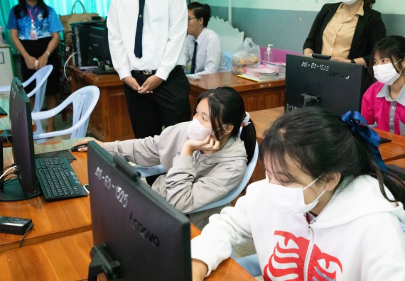 ภาพกิจกรรม  คณะวิทยาศาสตร์และเทคโนโลยี จัดค่ายวิทยาศาสตร์สัญจร ปีการศึกษา 2566  โรงเรียนชากังราววิทยา (อินทร์-ชุ่ม ดีสารอุปถัมภ์) 