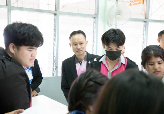 ภาพกิจกรรม  คณะวิทยาศาสตร์และเทคโนโลยี จัดค่ายวิทยาศาสตร์สัญจร ปีการศึกษา 2566  โรงเรียนชากังราววิทยา (อินทร์-ชุ่ม ดีสารอุปถัมภ์) 