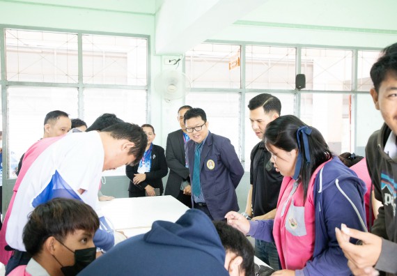 ภาพกิจกรรม  คณะวิทยาศาสตร์และเทคโนโลยี จัดค่ายวิทยาศาสตร์สัญจร ปีการศึกษา 2566  โรงเรียนชากังราววิทยา (อินทร์-ชุ่ม ดีสารอุปถัมภ์) 