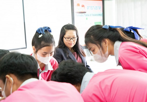 ภาพกิจกรรม  คณะวิทยาศาสตร์และเทคโนโลยี จัดค่ายวิทยาศาสตร์สัญจร ปีการศึกษา 2566  โรงเรียนชากังราววิทยา (อินทร์-ชุ่ม ดีสารอุปถัมภ์) 