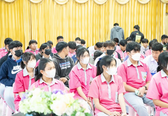 ภาพกิจกรรม  คณะวิทยาศาสตร์และเทคโนโลยี จัดค่ายวิทยาศาสตร์สัญจร ปีการศึกษา 2566  โรงเรียนชากังราววิทยา (อินทร์-ชุ่ม ดีสารอุปถัมภ์) 