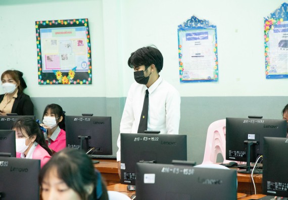 ภาพกิจกรรม  คณะวิทยาศาสตร์และเทคโนโลยี จัดค่ายวิทยาศาสตร์สัญจร ปีการศึกษา 2566  โรงเรียนชากังราววิทยา (อินทร์-ชุ่ม ดีสารอุปถัมภ์) 