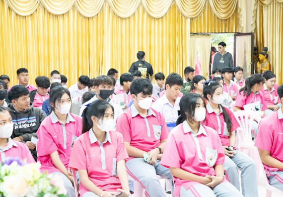 ภาพกิจกรรม  คณะวิทยาศาสตร์และเทคโนโลยี จัดค่ายวิทยาศาสตร์สัญจร ปีการศึกษา 2566  โรงเรียนชากังราววิทยา (อินทร์-ชุ่ม ดีสารอุปถัมภ์) 