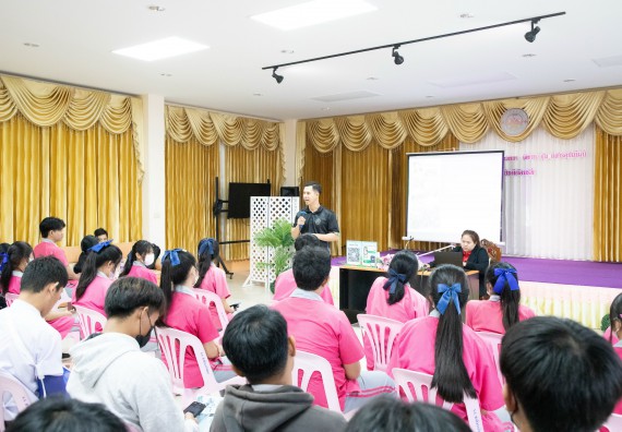 ภาพกิจกรรม  คณะวิทยาศาสตร์และเทคโนโลยี จัดค่ายวิทยาศาสตร์สัญจร ปีการศึกษา 2566  โรงเรียนชากังราววิทยา (อินทร์-ชุ่ม ดีสารอุปถัมภ์) 