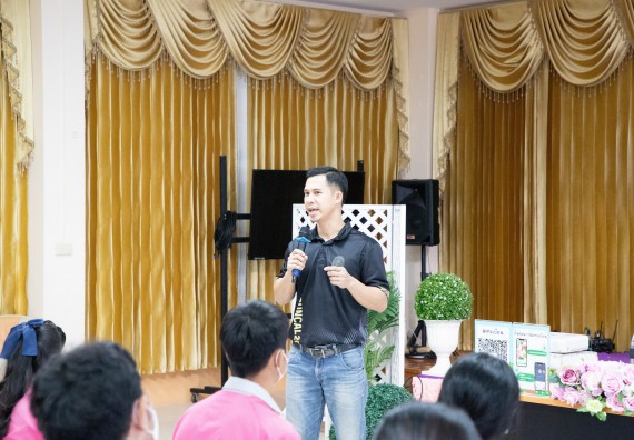 ภาพกิจกรรม  คณะวิทยาศาสตร์และเทคโนโลยี จัดค่ายวิทยาศาสตร์สัญจร ปีการศึกษา 2566  โรงเรียนชากังราววิทยา (อินทร์-ชุ่ม ดีสารอุปถัมภ์) 