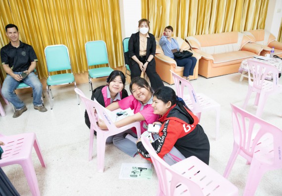 ภาพกิจกรรม  คณะวิทยาศาสตร์และเทคโนโลยี จัดค่ายวิทยาศาสตร์สัญจร ปีการศึกษา 2566  โรงเรียนชากังราววิทยา (อินทร์-ชุ่ม ดีสารอุปถัมภ์) 