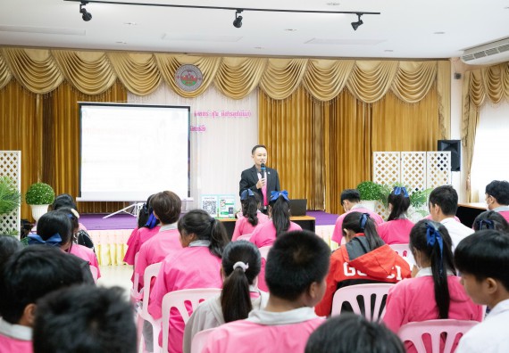 ภาพกิจกรรม  คณะวิทยาศาสตร์และเทคโนโลยี จัดค่ายวิทยาศาสตร์สัญจร ปีการศึกษา 2566  โรงเรียนชากังราววิทยา (อินทร์-ชุ่ม ดีสารอุปถัมภ์) 