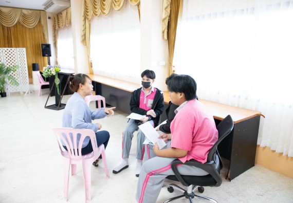 ภาพกิจกรรม  คณะวิทยาศาสตร์และเทคโนโลยี จัดค่ายวิทยาศาสตร์สัญจร ปีการศึกษา 2566  โรงเรียนชากังราววิทยา (อินทร์-ชุ่ม ดีสารอุปถัมภ์) 