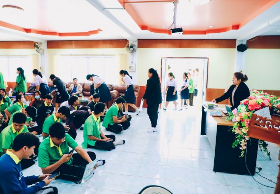 ภาพกิจกรรม  คณะวิทยาศาสตร์และเทคโนโลยี จัดค่ายวิทยาศาสตร์สัญจร ปีการศึกษา 2566  โรงเรียนคลองลานพัฒนาจินดาศักดิ์