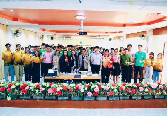 ภาพกิจกรรม  คณะวิทยาศาสตร์และเทคโนโลยี จัดค่ายวิทยาศาสตร์สัญจร ปีการศึกษา 2566  โรงเรียนคลองลานพัฒนาจินดาศักดิ์