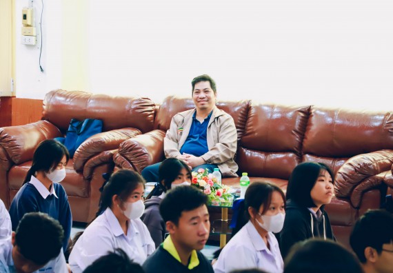 ภาพกิจกรรม  คณะวิทยาศาสตร์และเทคโนโลยี จัดค่ายวิทยาศาสตร์สัญจร ปีการศึกษา 2566  โรงเรียนคลองลานพัฒนาจินดาศักดิ์