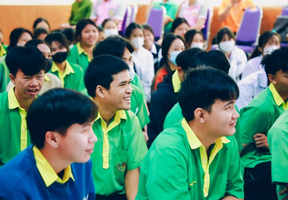 ภาพกิจกรรม  คณะวิทยาศาสตร์และเทคโนโลยี จัดค่ายวิทยาศาสตร์สัญจร ปีการศึกษา 2566  โรงเรียนคลองลานพัฒนาจินดาศักดิ์