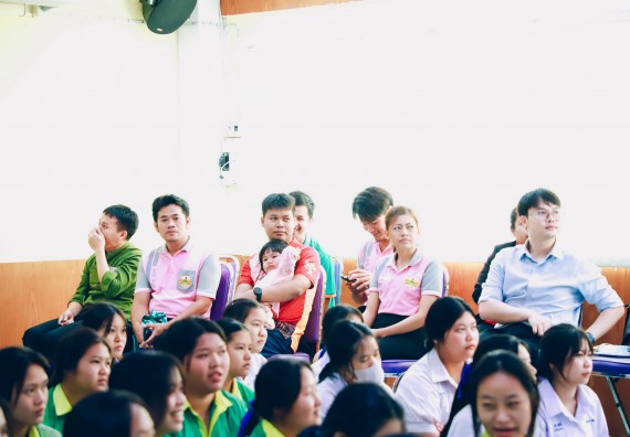 ภาพกิจกรรม  คณะวิทยาศาสตร์และเทคโนโลยี จัดค่ายวิทยาศาสตร์สัญจร ปีการศึกษา 2566  โรงเรียนคลองลานพัฒนาจินดาศักดิ์