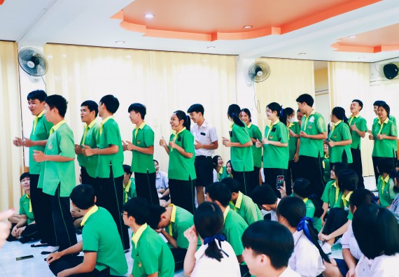 ภาพกิจกรรม  คณะวิทยาศาสตร์และเทคโนโลยี จัดค่ายวิทยาศาสตร์สัญจร ปีการศึกษา 2566  โรงเรียนคลองลานพัฒนาจินดาศักดิ์