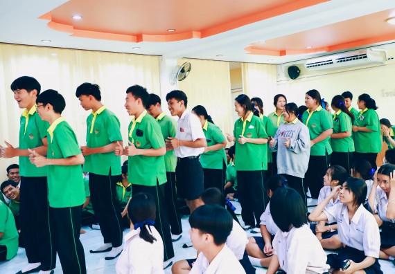 ภาพกิจกรรม  คณะวิทยาศาสตร์และเทคโนโลยี จัดค่ายวิทยาศาสตร์สัญจร ปีการศึกษา 2566  โรงเรียนคลองลานพัฒนาจินดาศักดิ์