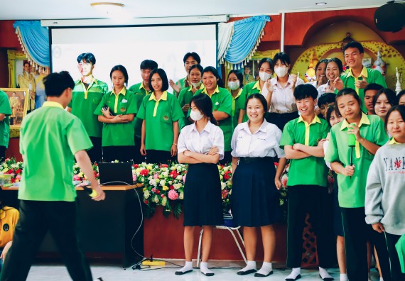 ภาพกิจกรรม  คณะวิทยาศาสตร์และเทคโนโลยี จัดค่ายวิทยาศาสตร์สัญจร ปีการศึกษา 2566  โรงเรียนคลองลานพัฒนาจินดาศักดิ์