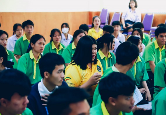 ภาพกิจกรรม  คณะวิทยาศาสตร์และเทคโนโลยี จัดค่ายวิทยาศาสตร์สัญจร ปีการศึกษา 2566  โรงเรียนคลองลานพัฒนาจินดาศักดิ์