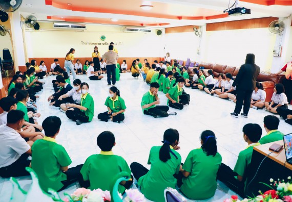 ภาพกิจกรรม  คณะวิทยาศาสตร์และเทคโนโลยี จัดค่ายวิทยาศาสตร์สัญจร ปีการศึกษา 2566  โรงเรียนคลองลานพัฒนาจินดาศักดิ์