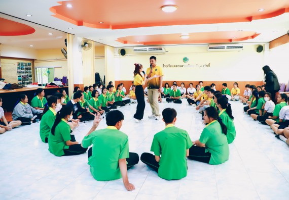 ภาพกิจกรรม  คณะวิทยาศาสตร์และเทคโนโลยี จัดค่ายวิทยาศาสตร์สัญจร ปีการศึกษา 2566  โรงเรียนคลองลานพัฒนาจินดาศักดิ์