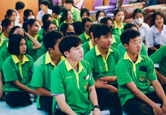 ภาพกิจกรรม  คณะวิทยาศาสตร์และเทคโนโลยี จัดค่ายวิทยาศาสตร์สัญจร ปีการศึกษา 2566  โรงเรียนคลองลานพัฒนาจินดาศักดิ์