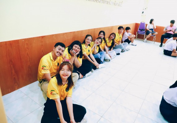 ภาพกิจกรรม  คณะวิทยาศาสตร์และเทคโนโลยี จัดค่ายวิทยาศาสตร์สัญจร ปีการศึกษา 2566  โรงเรียนคลองลานพัฒนาจินดาศักดิ์