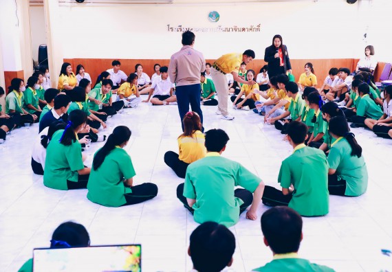 ภาพกิจกรรม  คณะวิทยาศาสตร์และเทคโนโลยี จัดค่ายวิทยาศาสตร์สัญจร ปีการศึกษา 2566  โรงเรียนคลองลานพัฒนาจินดาศักดิ์