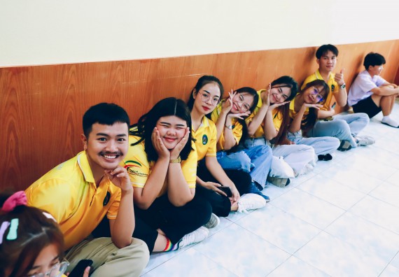 ภาพกิจกรรม  คณะวิทยาศาสตร์และเทคโนโลยี จัดค่ายวิทยาศาสตร์สัญจร ปีการศึกษา 2566  โรงเรียนคลองลานพัฒนาจินดาศักดิ์