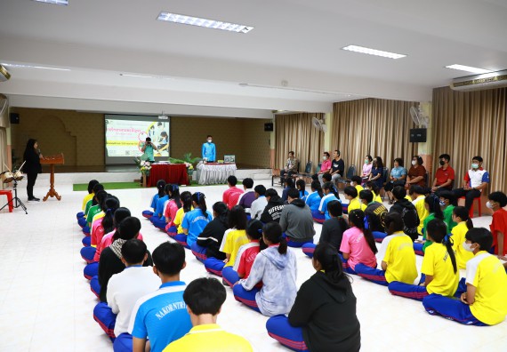 ภาพกิจกรรม  คณะวิทยาศาสตร์และเทคโนโลยี จัดค่ายวิทยาศาสตร์สัญจร ปีการศึกษา 2566  โรงเรียนนครไตรตรึงษ์