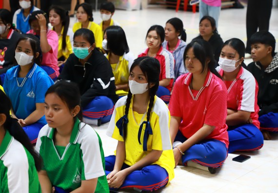 ภาพกิจกรรม  คณะวิทยาศาสตร์และเทคโนโลยี จัดค่ายวิทยาศาสตร์สัญจร ปีการศึกษา 2566  โรงเรียนนครไตรตรึงษ์