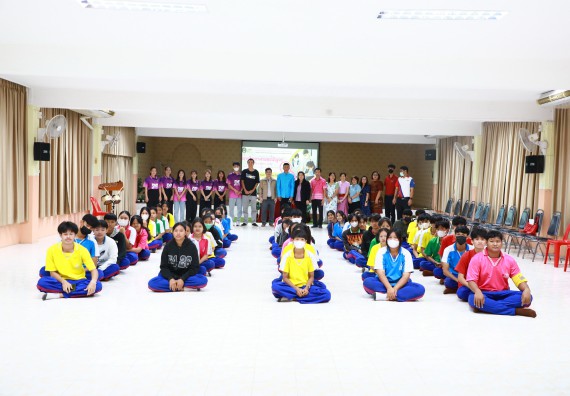 ภาพกิจกรรม  คณะวิทยาศาสตร์และเทคโนโลยี จัดค่ายวิทยาศาสตร์สัญจร ปีการศึกษา 2566  โรงเรียนนครไตรตรึงษ์