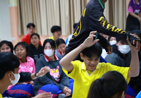 ภาพกิจกรรม  คณะวิทยาศาสตร์และเทคโนโลยี จัดค่ายวิทยาศาสตร์สัญจร ปีการศึกษา 2566  โรงเรียนนครไตรตรึงษ์