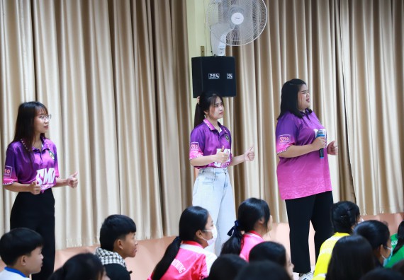 ภาพกิจกรรม  คณะวิทยาศาสตร์และเทคโนโลยี จัดค่ายวิทยาศาสตร์สัญจร ปีการศึกษา 2566  โรงเรียนนครไตรตรึงษ์