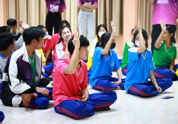 ภาพกิจกรรม  คณะวิทยาศาสตร์และเทคโนโลยี จัดค่ายวิทยาศาสตร์สัญจร ปีการศึกษา 2566  โรงเรียนนครไตรตรึงษ์