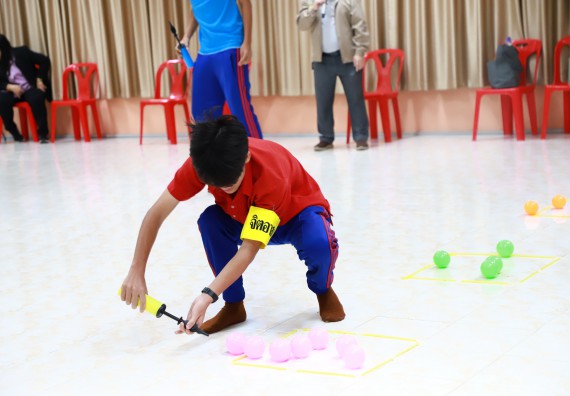 ภาพกิจกรรม  คณะวิทยาศาสตร์และเทคโนโลยี จัดค่ายวิทยาศาสตร์สัญจร ปีการศึกษา 2566  โรงเรียนนครไตรตรึงษ์