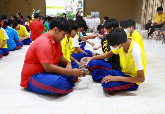 ภาพกิจกรรม  คณะวิทยาศาสตร์และเทคโนโลยี จัดค่ายวิทยาศาสตร์สัญจร ปีการศึกษา 2566  โรงเรียนนครไตรตรึงษ์