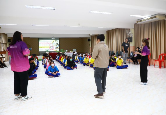 ภาพกิจกรรม  คณะวิทยาศาสตร์และเทคโนโลยี จัดค่ายวิทยาศาสตร์สัญจร ปีการศึกษา 2566  โรงเรียนนครไตรตรึงษ์